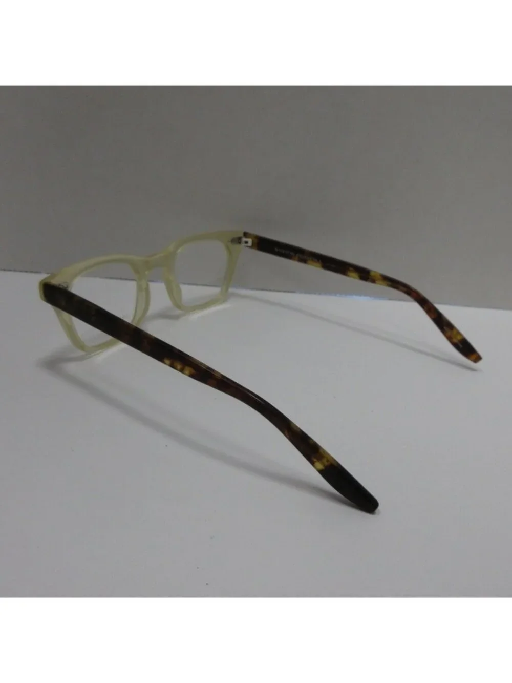 Barton Perreira Eyeglasses White Rectangular Rounded 47-24-149